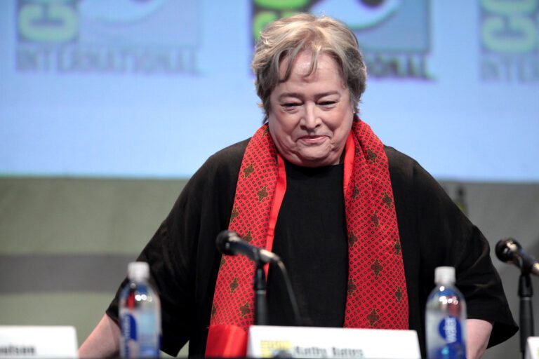 kathy bates age